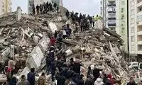 یک قاب عجیب از آثار باقیمانده یک ساختمان در حلب