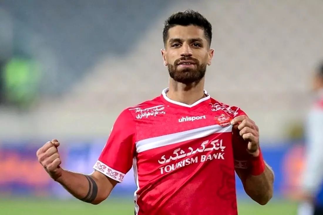 توافق پرسپولیس با هافبک ملی‌پوش انجام شد