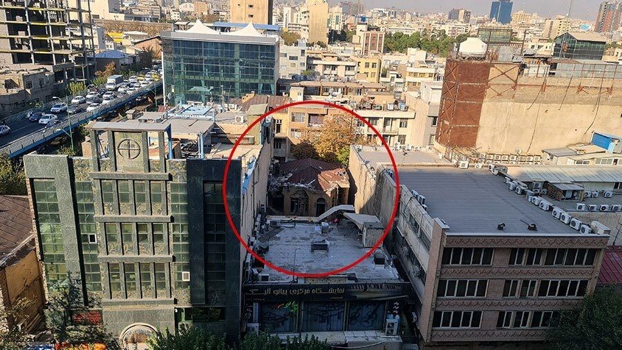 خانه‌ای تاریخی در تهران که دارد تخریب می‌شود