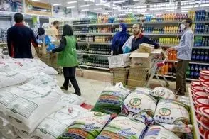 گردش خبرساز یک زوج با کالابرگ دو میلیونی در فروشگاه 