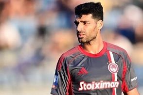 مهدی طارمی در اعتراض به وضع موجود استوری گذاشت