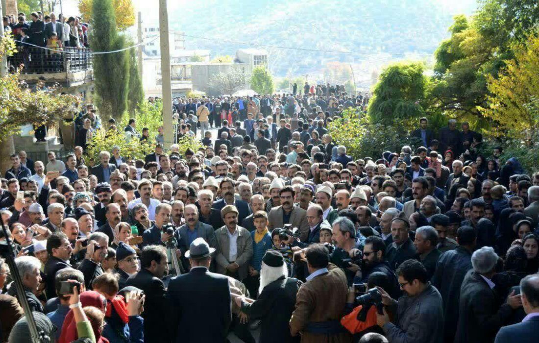 بزرگداشت انار با جشن و پایکوبی در کرمانشاه