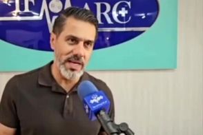 انتقاد تند پیروانی از وزارت ورزش: تو کوچه بازی کنیم؟
