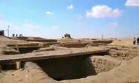 کشف پنج مقبره باستانی در مصر