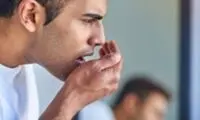 اگر دهانتان بو می‌دهد، به این بیماری مبتلا هستید