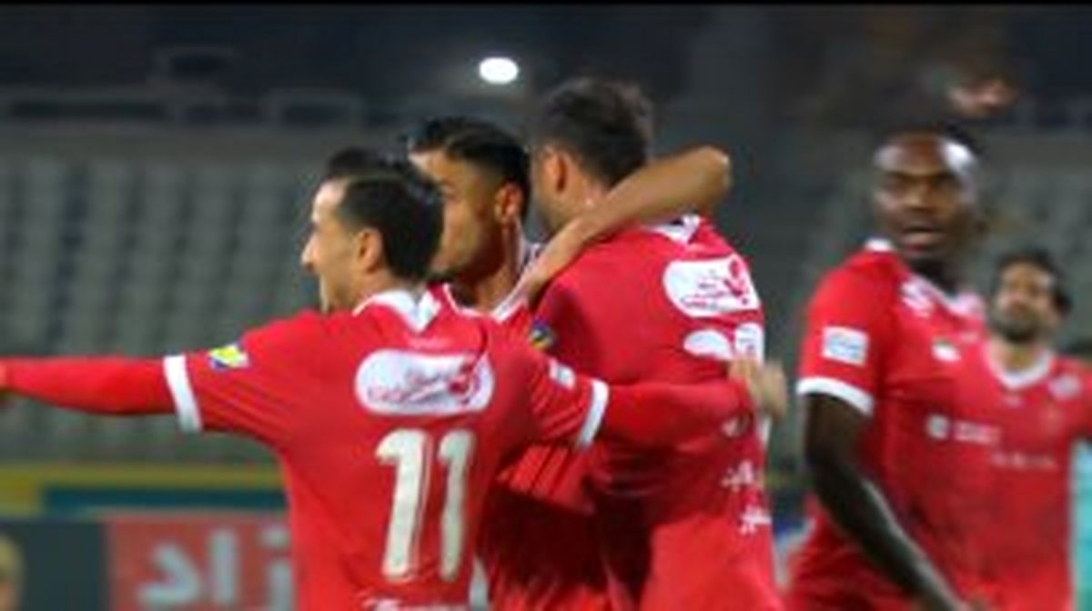 چیپ تماشایی اورونوف تبدیل به گل اول پرسپولیس شد