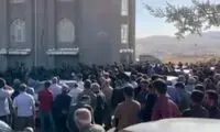 ویدیوی تازه از مراسم خاکسپاری مهسا امینی