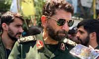 حضور سردار حسن‌زاده در خودروی حامل پیکر شهدا