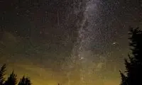 تصویر زیبای ناسا از بارش شهاب‌سنگ‌ها