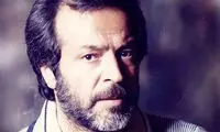ژست خاص «ایرج قادری» داخل دفتر کارش در دهه 50