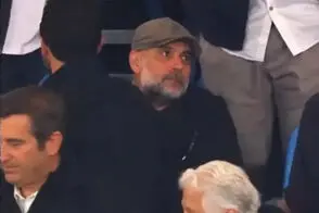 قاب‌های خلاقانه کارگردان تلویزیونی علیه دو ستاره