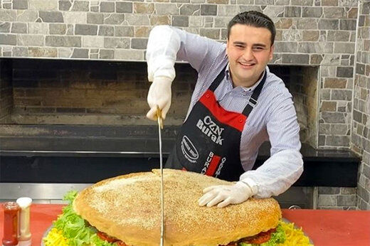 اقدام جالب سرآشپز معروف ترکیه برای زلزله‌زدگان