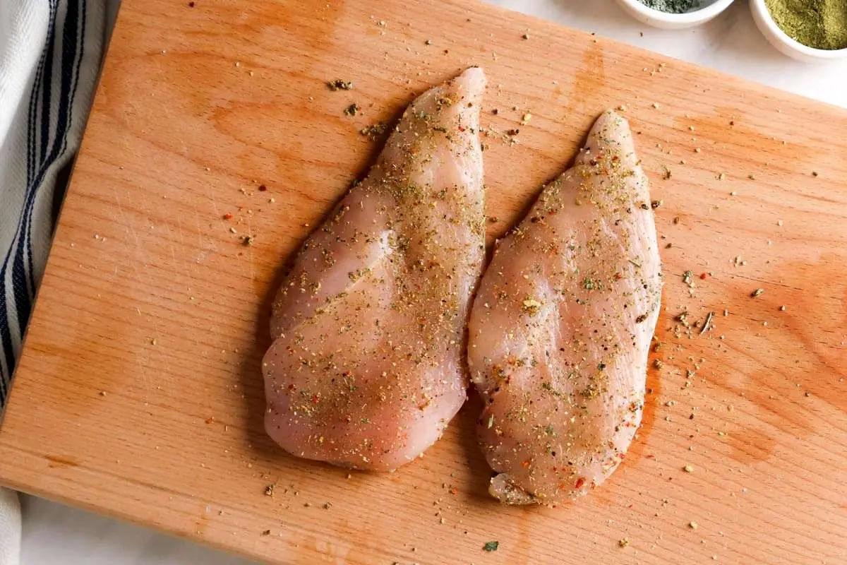 طرز تهیه یک غذای خوشمزه با سینه مرغ