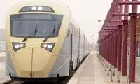 «قطار پیشرفتِ» رئیسی و کوپه‌هایی به یاد سهراب!