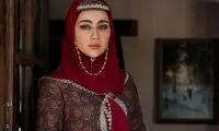 استایل شیک و جذاب بازیگر گیلدخت جلب‌توجه کرد