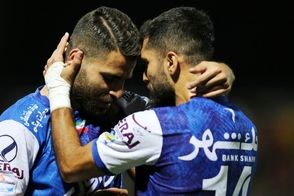 تیم منتخب چهره‌های بدون تیم، آبی شد!