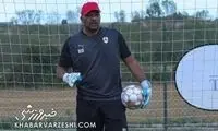 پوستر خوش‌آمدگویی سرخ‌ها برای جانشین فنایی