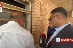محل اصابت پرتابه‌ها به خانه محل عروسی در سیریک
