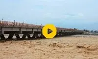 مقاومت جانانه پل 47ساله در مقابل سیل جیرفت