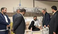 عکس توجه‌برانگیز سقاب‌اصفهانی در یک جلسه رسمی