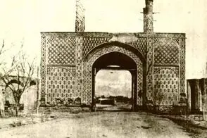 طرح آبرنگ یک آمریکایی از یکی از دروازه‌های تهران قدیم