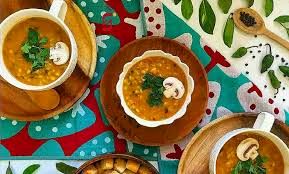 طرز تهیه سوپ جو قرمز؛ ساده و سریع 