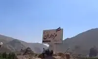 بی‌تابی مادری که سیل فیروزکوه، فرزندش را گرفت