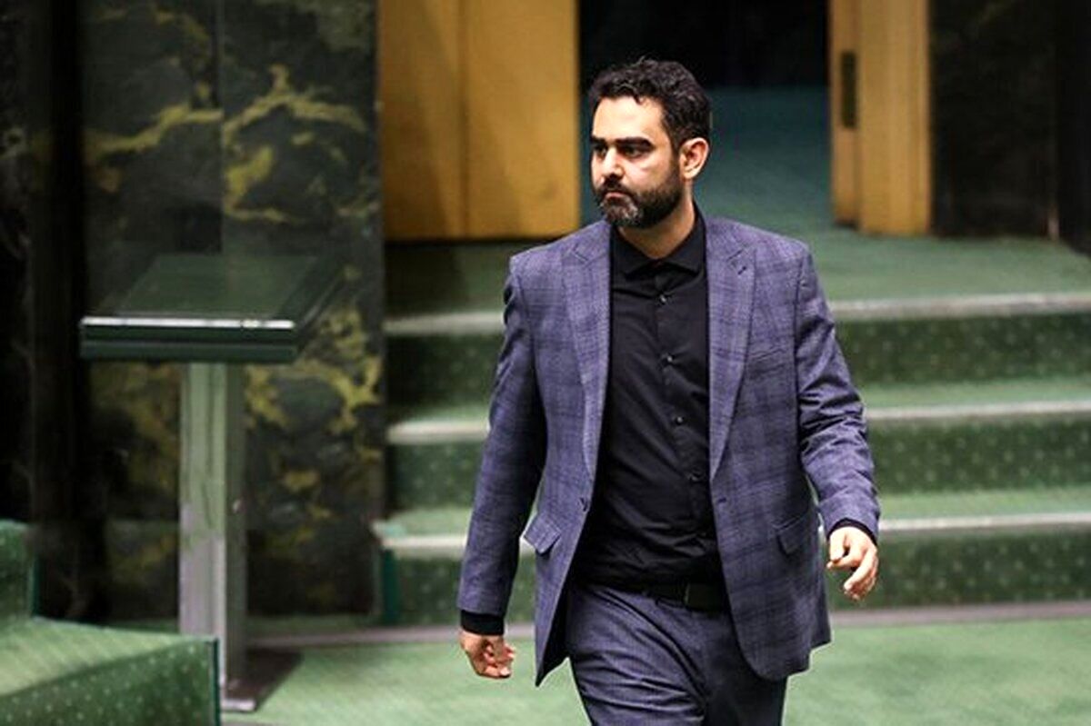 امیرحسین ثابتی از تریبون مجلس، روحانی را به رگبار بست