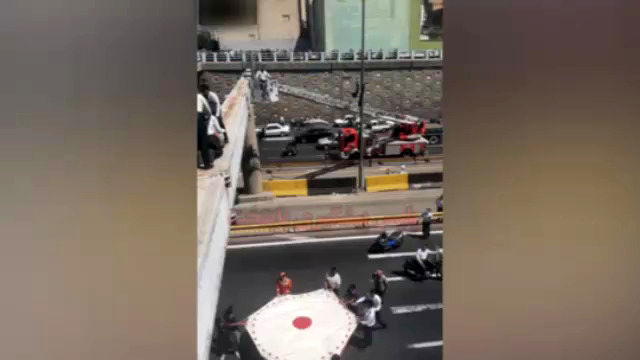 ویدئویی از خودکشی ناکام روی پل پیروزی