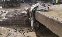 صحنه‌ عجیب از تخریب یک خودرو در سیل طالقان!