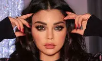 میکاپ عربی و جواهرات لاکچری این خواننده، همه را متعجب کرد!