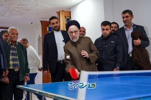 تصاویر تازه از پینگ‌پنگ بازی کردن محمد خاتمی