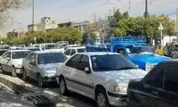حضور عجیب یک خودرو با پرچم نازی در کرج!