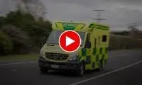 مهارت فوق العاده راننده آمبولانس برای گذر از شلوغی!