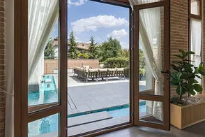 این عمارت خاص در لواسان شبیه هیچ ویلای دیگری نیست