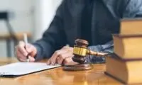 عشق به مرد جوان، دختر ۱۴ساله را به کام مرگ برد