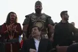 شوکه شدن خانم مجری از دیدن هیکل قوی‌ترین مرد ایران