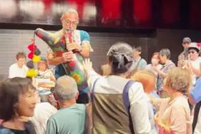 واکنش دیدنی ژاپنی‌ها به نی‌انبان ایرانی