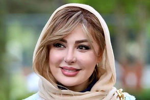 نیوشا ضیغمی با یک استایل آبی جلب‌توجه کرد