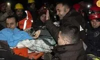 نجات مادر و دختری که ۹۲ساعت زیر آوار بودند