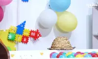 وقتی بچه لجباز مهمونی از همایون شجریان می‌خواند
