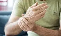 چرا وقتی خوابیده‌ایم دست‌هایمان خواب می‌روند؟