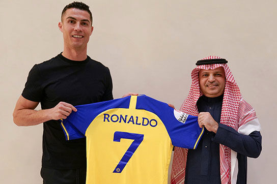 ما درگیر VAR، آنها میزبان CR7