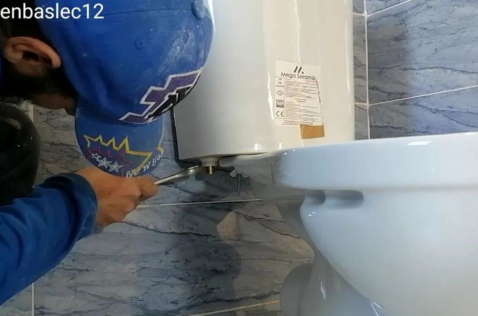 با این روش سریع السیر در نصب توالت فرنگی استاد شوید