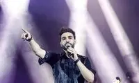 ترانه زیبایی که سینا برای نعیمه نظام‌دوست اجرا کرد
