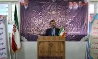 تصویر بازدید استاندار فارس از یک کارخانه با موتور!