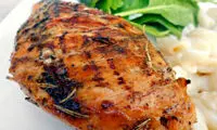 یک بشقاب غذای مکزیکی برای ناهار