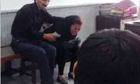 تصویری از گریه های مادر سپهر 10 ساله