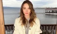 عکس جنجالی خانم بازیگر قبل از عمل زیبایی 