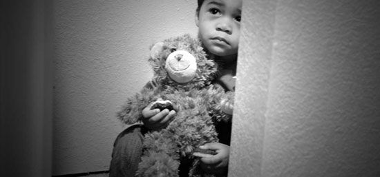 نشانه‌های هشداردهنده‌ خودکشی در کودکان